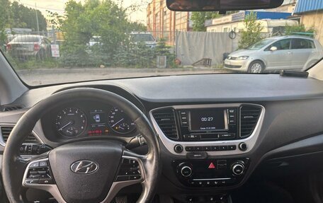 Hyundai Solaris II рестайлинг, 2018 год, 679 900 рублей, 14 фотография