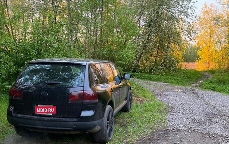 Volkswagen Touareg III, 2003 год, 560 000 рублей, 2 фотография