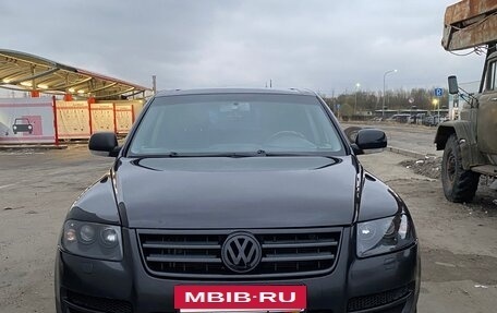 Volkswagen Touareg III, 2003 год, 560 000 рублей, 8 фотография