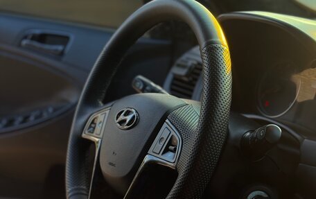 Hyundai Solaris II рестайлинг, 2014 год, 2 490 000 рублей, 13 фотография