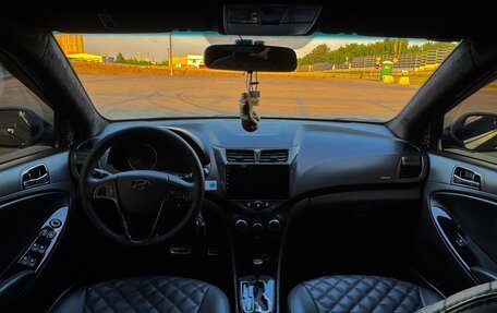Hyundai Solaris II рестайлинг, 2014 год, 2 490 000 рублей, 19 фотография