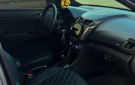 Hyundai Solaris II рестайлинг, 2014 год, 2 490 000 рублей, 31 фотография