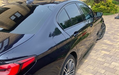 BMW 5 серия, 2019 год, 4 480 000 рублей, 3 фотография