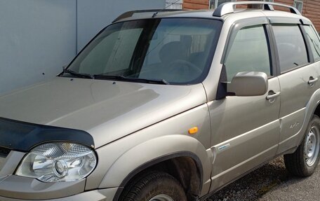 Chevrolet Niva I рестайлинг, 2011 год, 625 000 рублей, 5 фотография