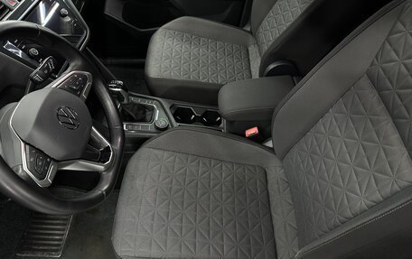Volkswagen Tiguan II, 2021 год, 3 170 000 рублей, 9 фотография