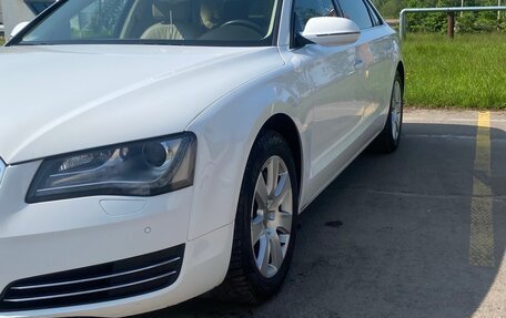 Audi A8, 2012 год, 1 850 000 рублей, 7 фотография