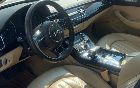 Audi A8, 2012 год, 1 850 000 рублей, 10 фотография
