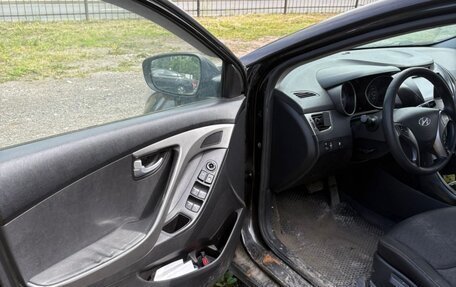 Hyundai Elantra V, 2013 год, 600 000 рублей, 6 фотография