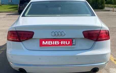 Audi A8, 2012 год, 1 850 000 рублей, 8 фотография