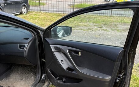 Hyundai Elantra V, 2013 год, 600 000 рублей, 17 фотография