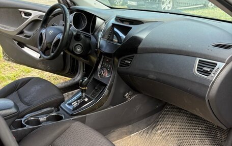 Hyundai Elantra V, 2013 год, 600 000 рублей, 14 фотография