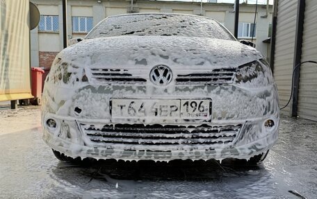 Volkswagen Polo VI (EU Market), 2011 год, 555 000 рублей, 2 фотография