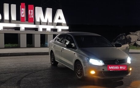Volkswagen Polo VI (EU Market), 2011 год, 555 000 рублей, 3 фотография