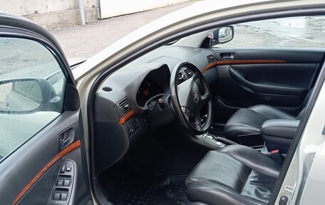 Toyota Avensis III рестайлинг, 2007 год, 688 000 рублей, 3 фотография