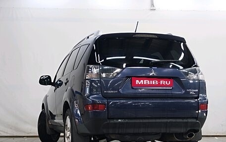 Mitsubishi Outlander III рестайлинг 3, 2008 год, 620 000 рублей, 4 фотография