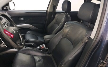 Mitsubishi Outlander III рестайлинг 3, 2008 год, 620 000 рублей, 6 фотография