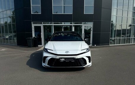 Toyota Camry, 2025 год, 4 950 000 рублей, 2 фотография
