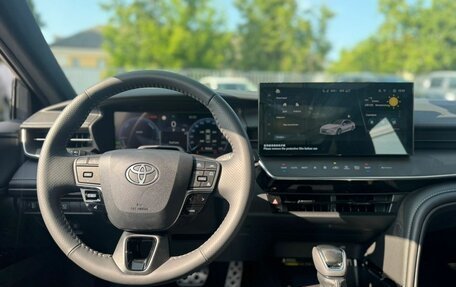 Toyota Camry, 2025 год, 4 950 000 рублей, 11 фотография