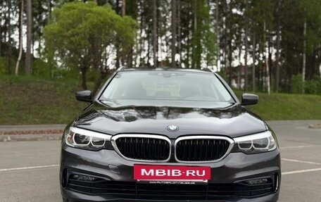 BMW 5 серия, 2018 год, 2 700 000 рублей, 10 фотография