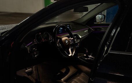 BMW 5 серия, 2018 год, 2 700 000 рублей, 21 фотография