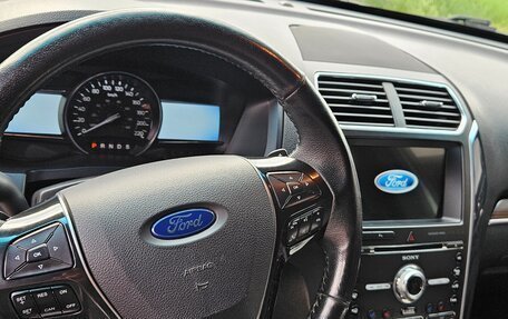 Ford Explorer VI, 2016 год, 2 940 000 рублей, 8 фотография