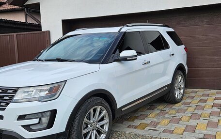Ford Explorer VI, 2016 год, 2 940 000 рублей, 2 фотография