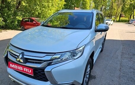 Mitsubishi Pajero Sport III рестайлинг, 2020 год, 3 750 000 рублей, 10 фотография