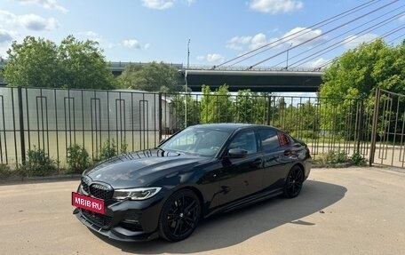 BMW 3 серия, 2019 год, 4 300 000 рублей, 2 фотография