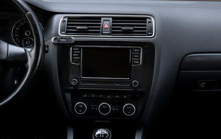 Volkswagen Jetta VI, 2014 год, 930 000 рублей, 12 фотография