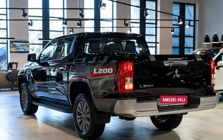 Mitsubishi L200, 2024 год, 6 570 000 рублей, 7 фотография