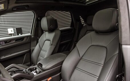 Porsche Cayenne III, 2024 год, 22 350 000 рублей, 10 фотография