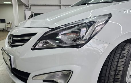 Hyundai Solaris II рестайлинг, 2015 год, 1 050 000 рублей, 9 фотография