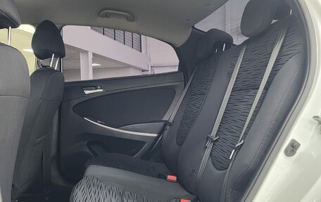 Hyundai Solaris II рестайлинг, 2015 год, 1 050 000 рублей, 15 фотография