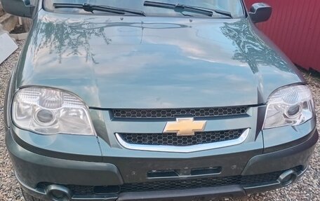 Chevrolet Niva I рестайлинг, 2011 год, 680 000 рублей, 1 фотография