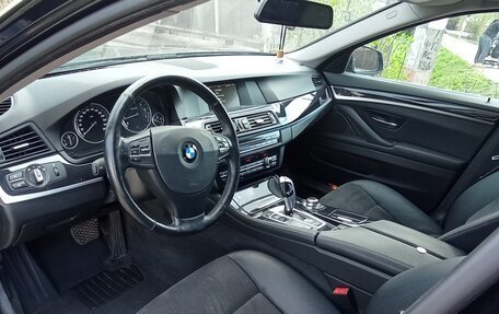 BMW 5 серия, 2013 год, 1 950 000 рублей, 3 фотография