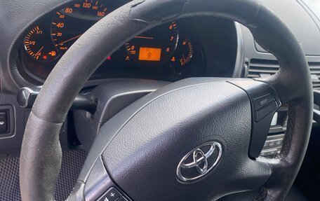 Toyota Avensis III рестайлинг, 2006 год, 890 000 рублей, 20 фотография