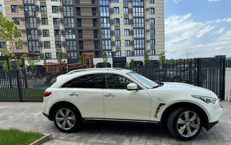 Infiniti FX II, 2010 год, 2 800 000 рублей, 4 фотография