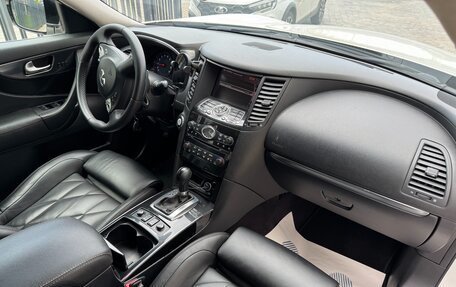 Infiniti FX II, 2010 год, 2 800 000 рублей, 8 фотография