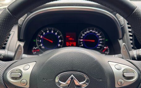 Infiniti FX II, 2010 год, 2 800 000 рублей, 14 фотография