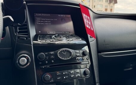 Infiniti FX II, 2010 год, 2 800 000 рублей, 24 фотография