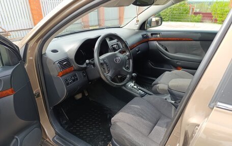 Toyota Avensis III рестайлинг, 2004 год, 1 130 000 рублей, 4 фотография