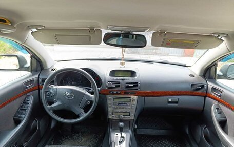 Toyota Avensis III рестайлинг, 2004 год, 1 130 000 рублей, 5 фотография