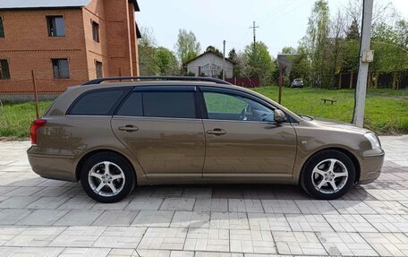 Toyota Avensis III рестайлинг, 2004 год, 1 130 000 рублей, 6 фотография