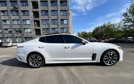 KIA Stinger I, 2018 год, 2 990 000 рублей, 6 фотография