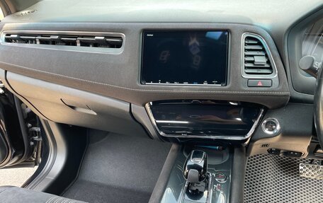 Honda Vezel, 2018 год, 1 860 000 рублей, 12 фотография