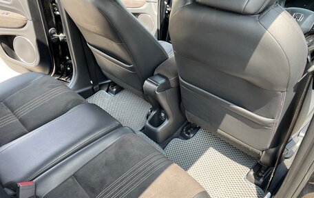Honda Vezel, 2018 год, 1 860 000 рублей, 13 фотография