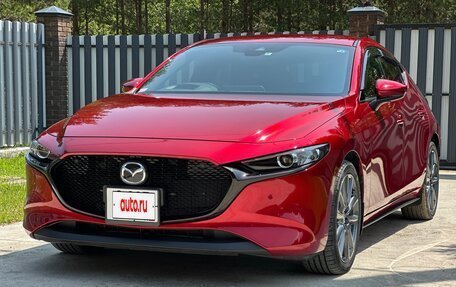 Mazda 3, 2020 год, 1 745 000 рублей, 2 фотография