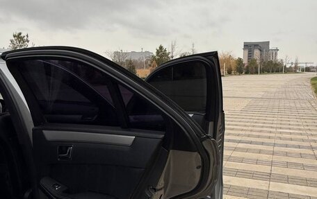 Mercedes-Benz E-Класс, 2010 год, 1 300 000 рублей, 16 фотография