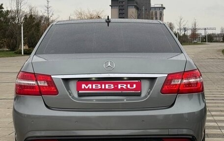 Mercedes-Benz E-Класс, 2010 год, 1 300 000 рублей, 7 фотография