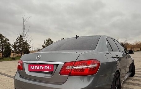 Mercedes-Benz E-Класс, 2010 год, 1 300 000 рублей, 8 фотография